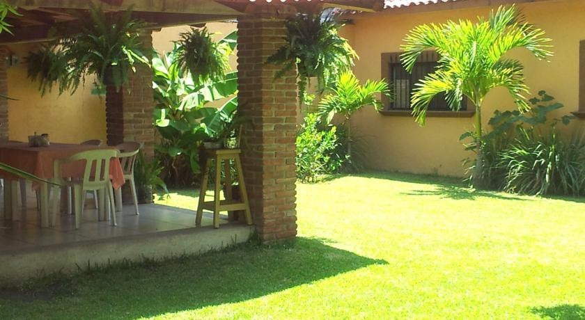 Uke Inn Hotel & Suites Teran 