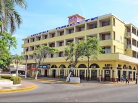 Oriente Hotel & Suites 