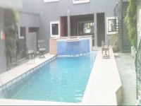 Kelly Suites 