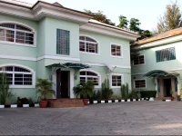 Lias Court 