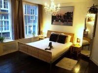 Amsterdam At Home 