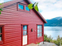 Four-Bedroom Holiday home in Norheimsund