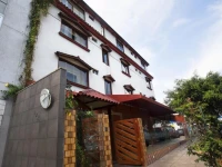 Hotel Tinkus Inn 