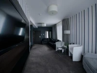 Hotel Grafit 4*