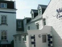 Abbey Court Hotel 2*