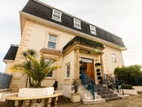 Hampshire Hotel 3*