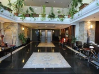 Lazourd Palace Hotel Apartments 