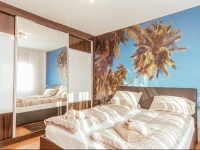 Mickey Apartment 