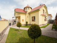 Villa CC