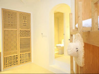 Santorini Park Stay