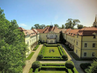 Szidonia Manor House