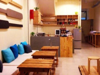 2W Cafe &amp; Hostel