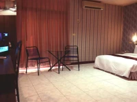 Jiuning Business Hotel 