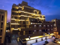 Hotel Cube 