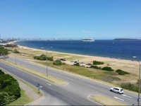 Sea Breezes Apartment 