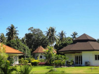 Villa Waterfront Beach Residences