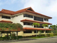 The Suites At Mount Malarayat 5*