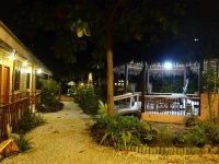 New Village Lodge 2*