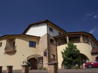 StupniДЌki Dvori Winery Hotel 