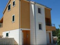 Damir Holiday Home