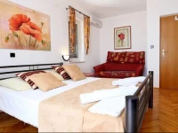 Triple Room Duce 10303f 