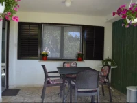 Leni Holiday Home 