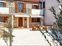 Dina 1 Holiday Home 