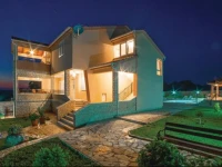 Galovac 4 Holiday Home 