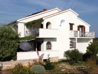 Triple Room Gornje selo 5170d 