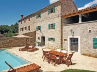 Donji Kalcini IV Holiday Home 