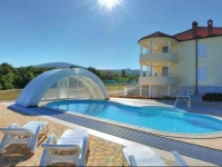 Hrvace Cr Holiday Home 
