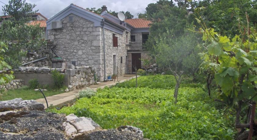 Banalu Holiday Home 