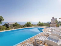 Five-Bedroom Holiday home Kastel Sucurac with Sea View 09 