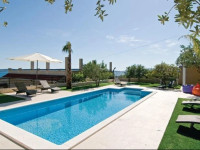 Kastel Gomilica Priovo Holiday Home
