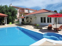 Kastel Novi 12 Holiday Home