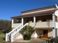 Kras 1 Holiday Home 