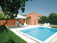 Kresevo 23 Holiday Home 