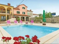 Golubovo Holiday Home 