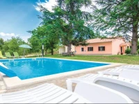 Three-Bedroom Holiday home Krsan with an Outdoor Swimming Pool 07 