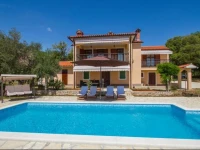 Labin 42 Holiday Home 