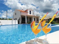 Krkovic Glavna cesta Holiday Home 