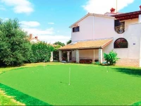 Captains Golf House 