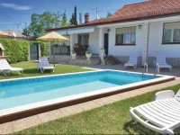 Loborika IXX Holiday Home 