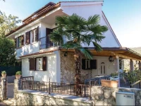 Lovran 04 Holiday Home 