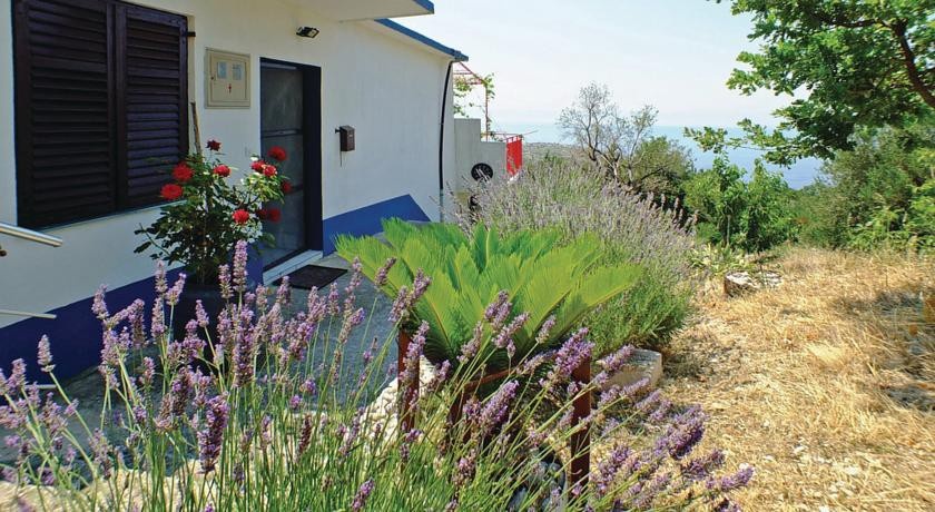 Drobnjak Holiday Home 