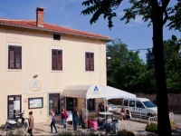 Omladinski Hostel 