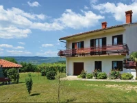 Cepic Lanisce Holiday Home 