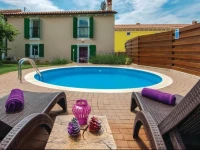Zuzici VI Holiday Home 