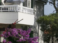 Villa Varos 
