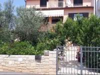 Rooms RojniД‡ 